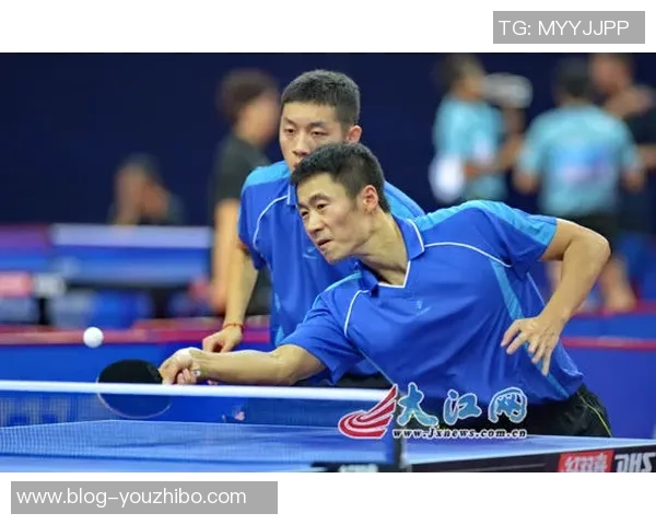 乒乓球传奇张强的成长之路与职业生涯回顾对话